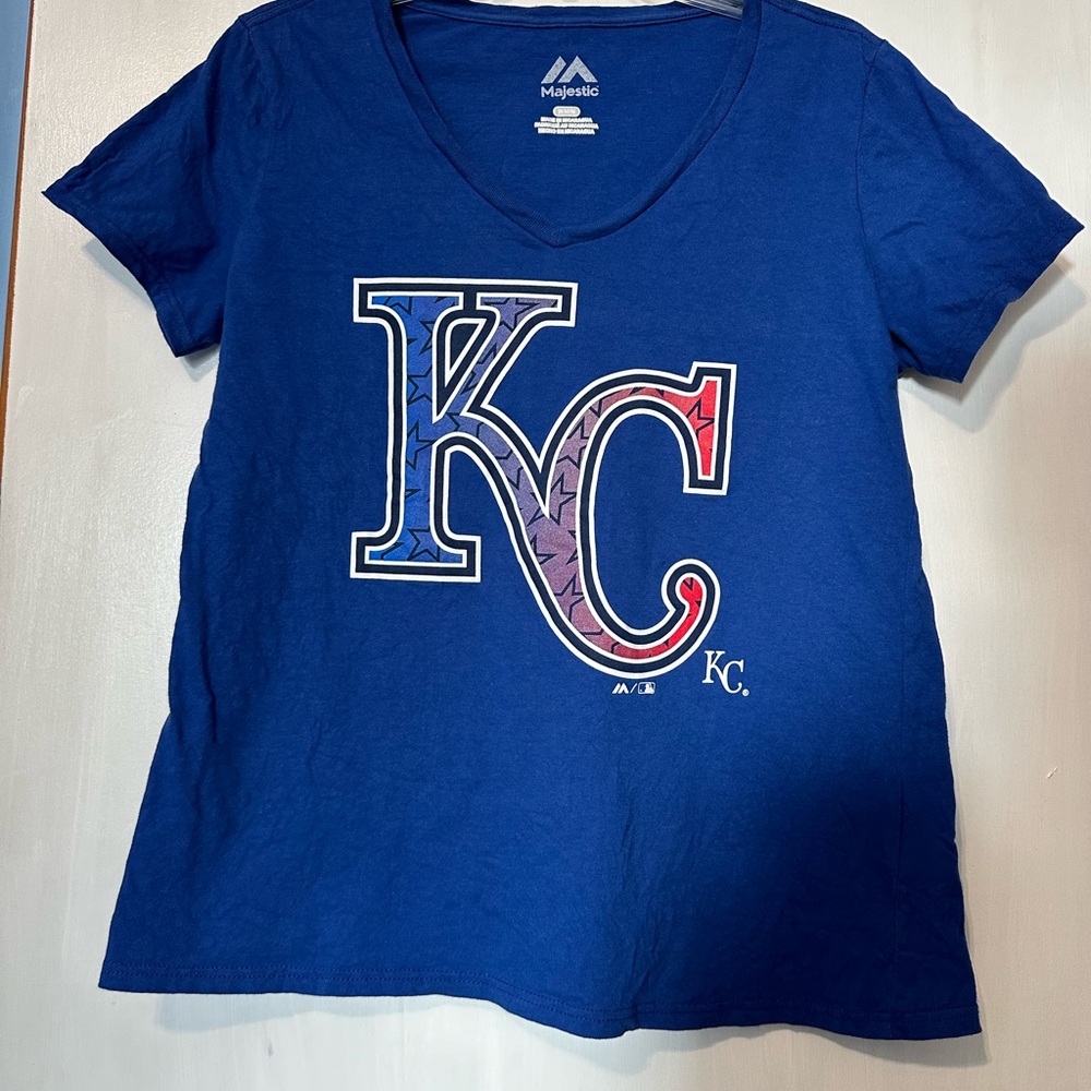Women’s Kansas City Royals T-Shirt, Size Medium - Picture 3 of 11